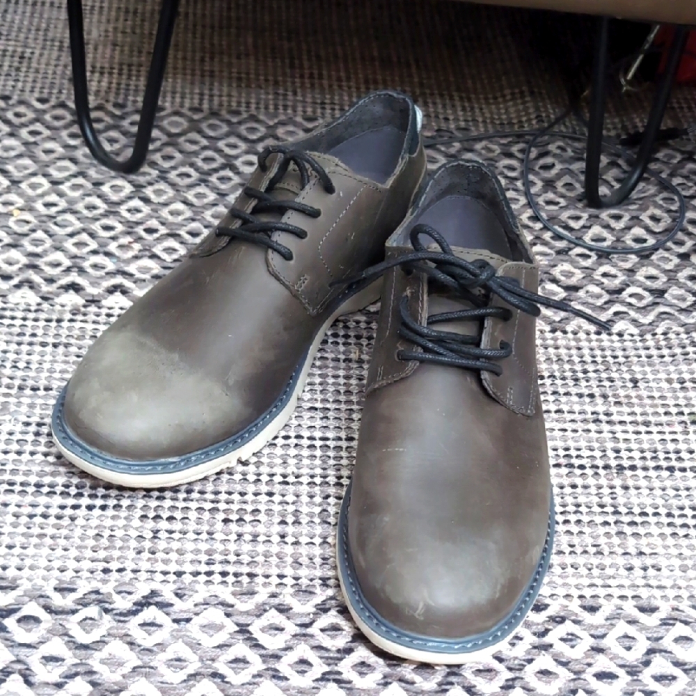 Toms Brown Oxfords Sleek Minimalist Design